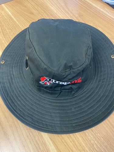 wide hat 1